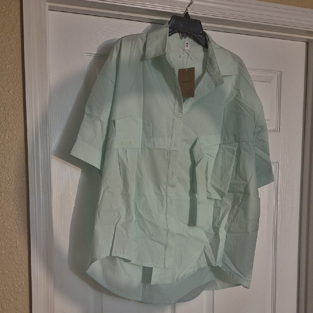 Mint Green Short Sleeve Button-Up Shirt